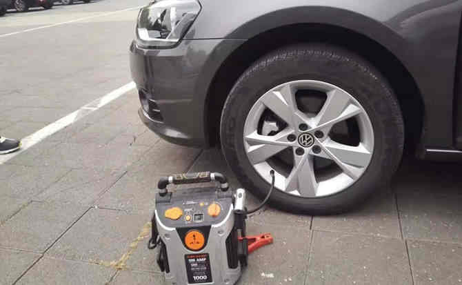 宝丰汽车搭电案例