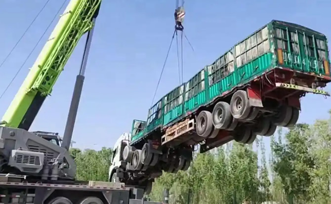 宝丰道路脱困救援案例
